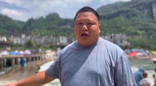 DƬ